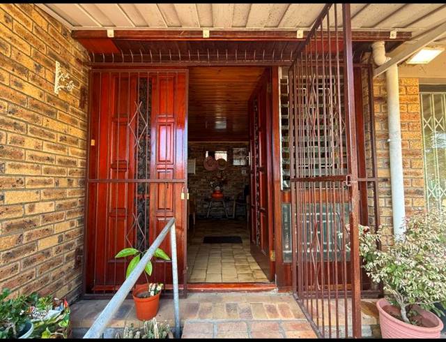 3 BEDROOM HOUSE FOR SALE IN BELHAR